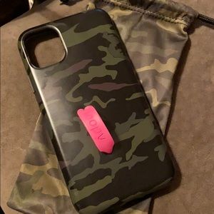 Camo IPhone 11 Loopy Case